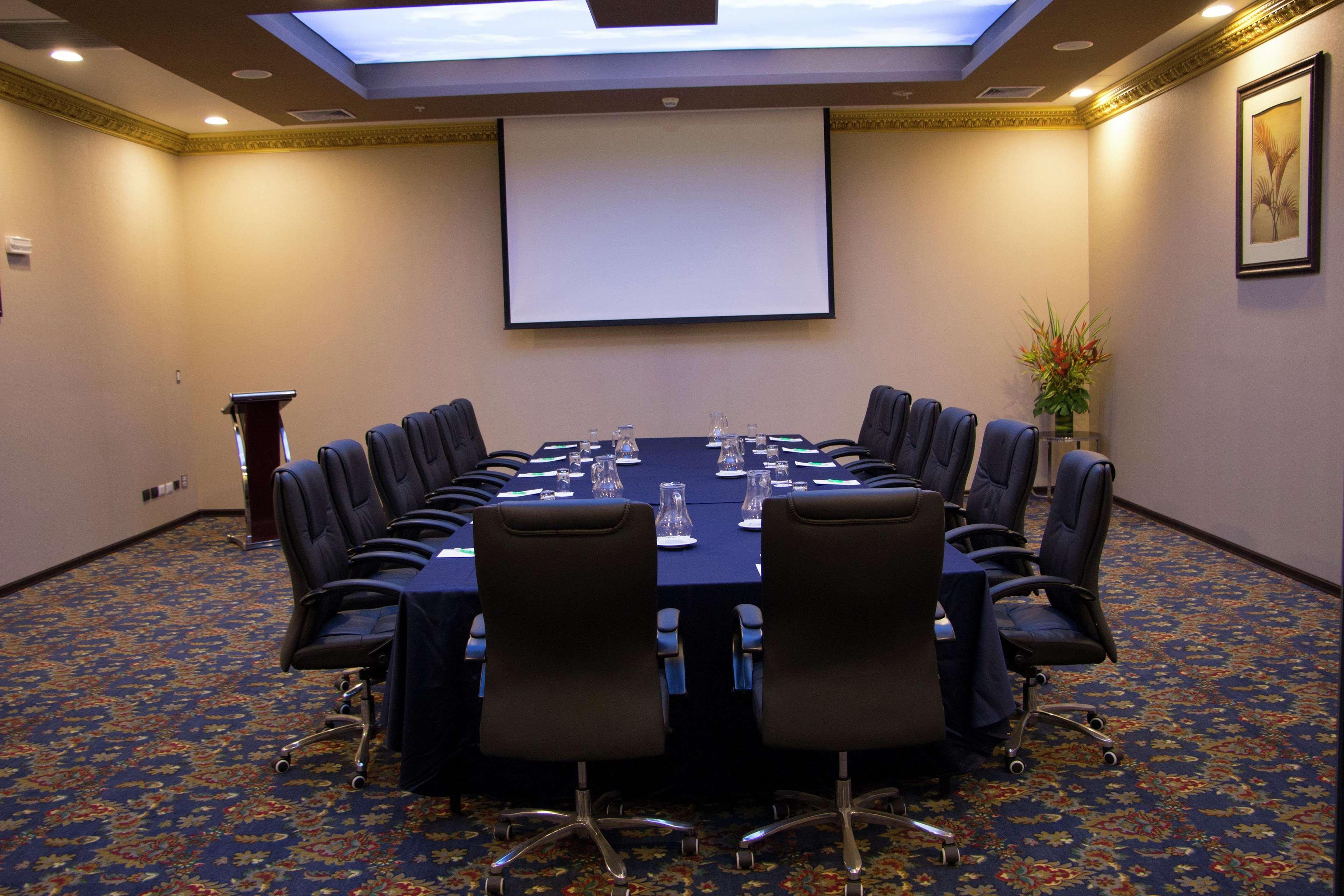 Hilton Garden Surco, Peru 5* Lima